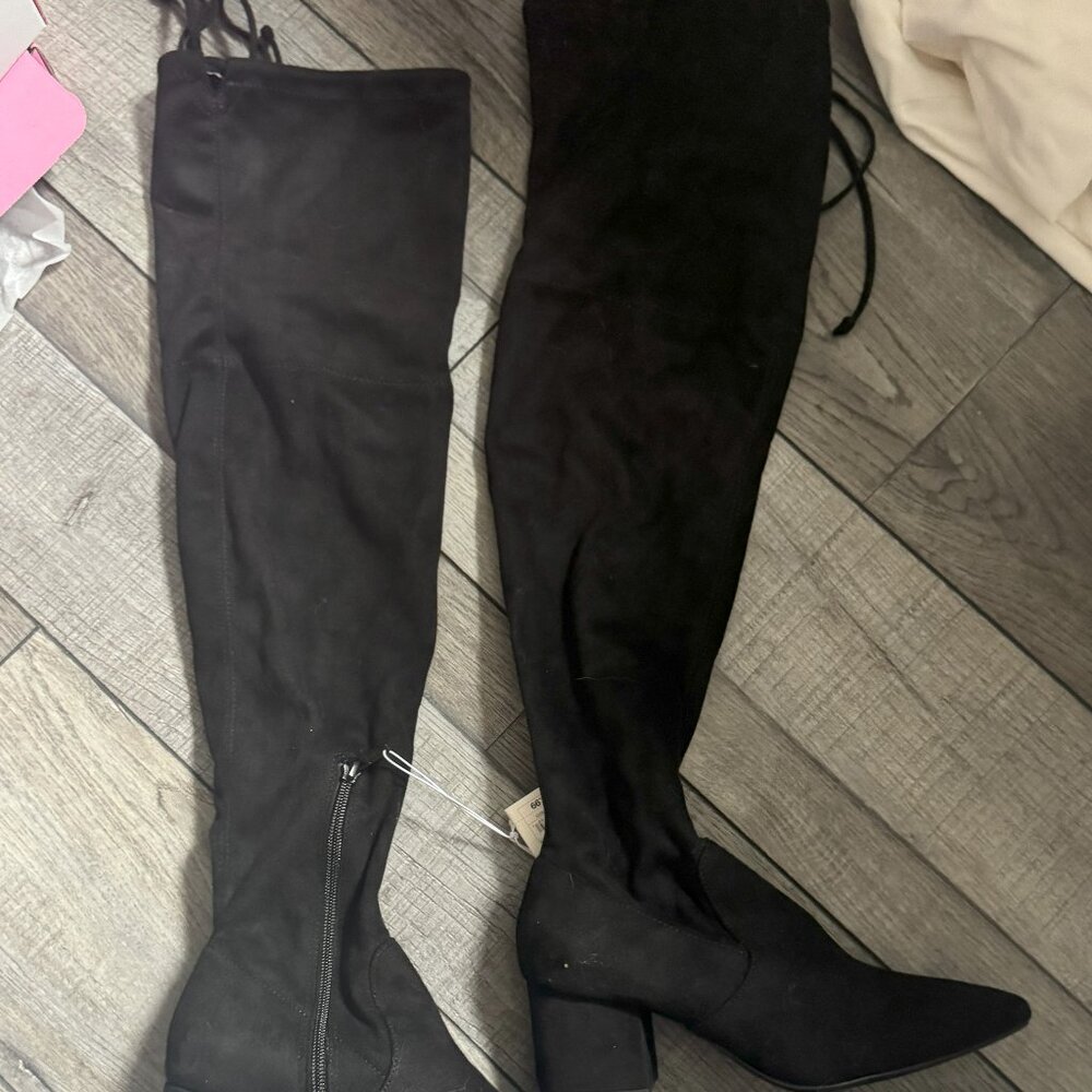Black Knee High Boots size 6.5
